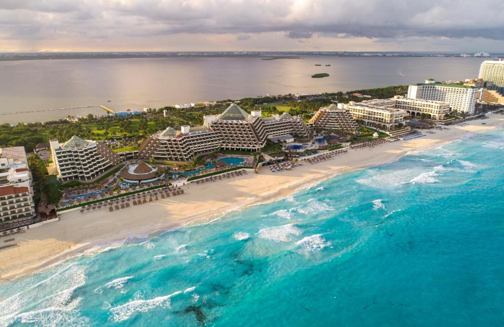 The Royal Service At Paradisus Cancun