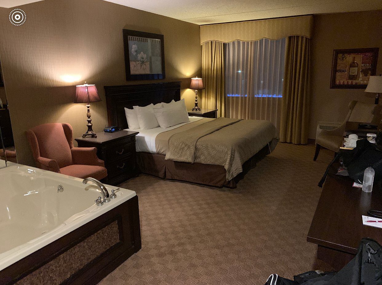 12 Romantic Hotels with Jacuzzi in Room Buffalo NY