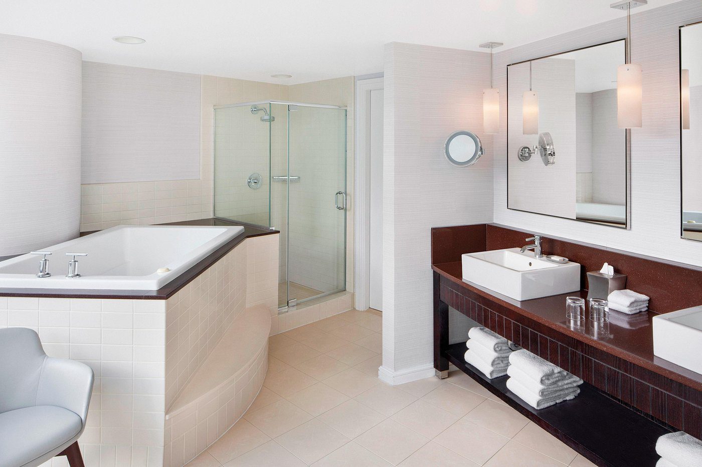 13 Washington DC Hotels with Jacuzzi in Room