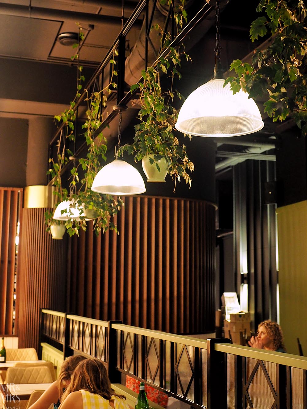 Where to eat in the Sunshine Coast - Market Bistro, Maroochydore - interior decor